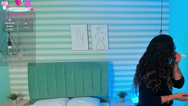 abby apple online show from January 10, 2026, 12:55 pm