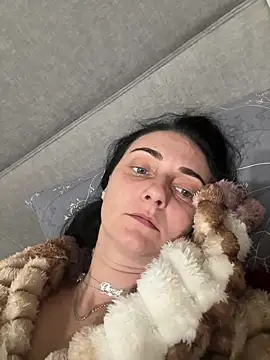 Miroslava1247 online show from April 7, 2026, 4:09 pm