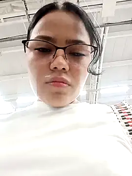 anahi evans19 online show from December 2, 2025, 8:21 pm