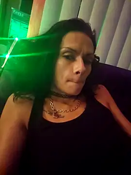 Snapshot of BravenChains chatting on November 5, 2025, 9:23 am BravenChains online show from November 5, 2025, 9:23 am