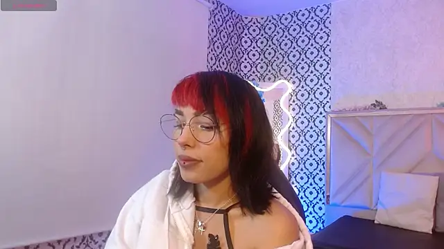 Issa tay1 online show from May 29, 2026, 3:12 am