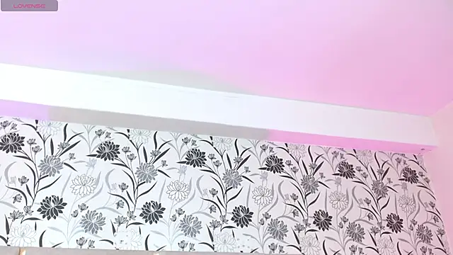 Gaby tay1 online show from March 28, 2026, 3:18 am