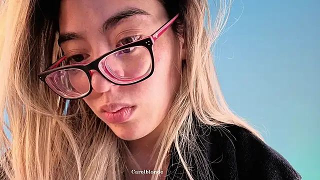 Carolblonde online show from March 11, 2026, 3:44 am