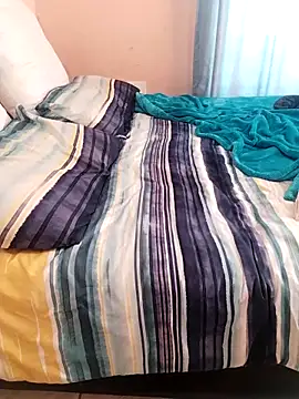 prettiechanti online show from September 12, 2025, 1:22 pm