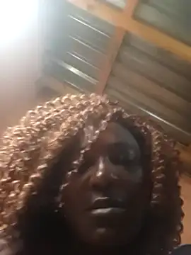 01applebottom online show from February 17, 2025, 1:11 pm