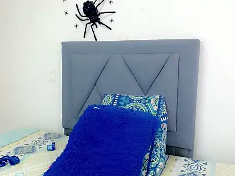 dominic 00 online show from October 29, 2025, 9:25 pm