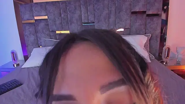 Snapshot of Nataylayla chatting on March 12, 2025, 11:01 pm Nataylayla online show from March 12, 2025, 11:01 pm