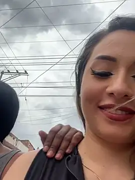 Snapshot of Nataylayla chatting on March 5, 2025, 10:43 pm Nataylayla online show from March 5, 2025, 10:43 pm