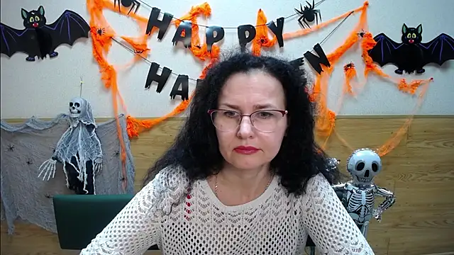Snapshot of Miroslava_Happi chatting on November 1, 2025, 6:41 am Miroslava Happi online show from November 1, 2025, 6:41 am