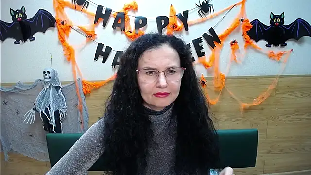 Snapshot of Miroslava_Happi chatting on November 3, 2025, 6:40 am Miroslava Happi online show from November 3, 2025, 6:40 am