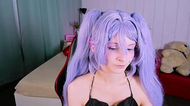 Leia Bliss online show from February 18, 2025, 1:33 pm