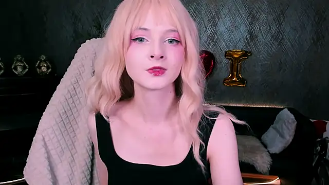 Leia Bliss online show from February 20, 2025, 1:30 pm