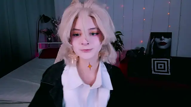 Leia Bliss online show from March 18, 2025, 1:34 pm