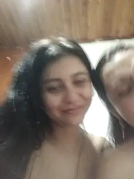 Snapshot of CHLOE_ISABELL chatting on March 2, 2025, 4:17 am CHLOE ISABELL online show from March 2, 2025, 4:17 am