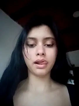 Snapshot of CHLOE_ISABELL chatting on December 13, 2025, 8:04 pm CHLOE ISABELL online show from December 13, 2025, 8:04 pm