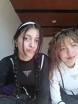 CHLOE ISABELL online show from February 26, 2026, 4:29 pm