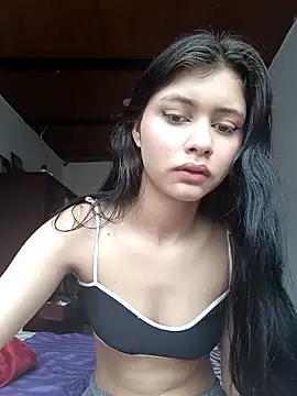 Snapshot of CHLOE_ISABELL chatting on November 9, 2025, 4:11 pm CHLOE ISABELL online show from November 9, 2025, 4:11 pm