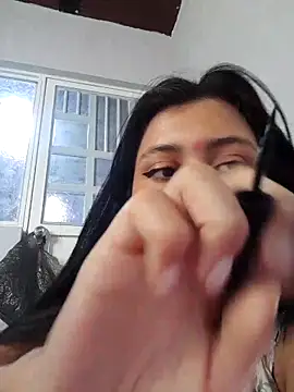 Snapshot of CHLOE_ISABELL chatting on September 15, 2025, 3:34 pm CHLOE ISABELL online show from September 15, 2025, 3:34 pm