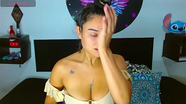 Ana Riderr online show from October 22, 2025, 12:54 am