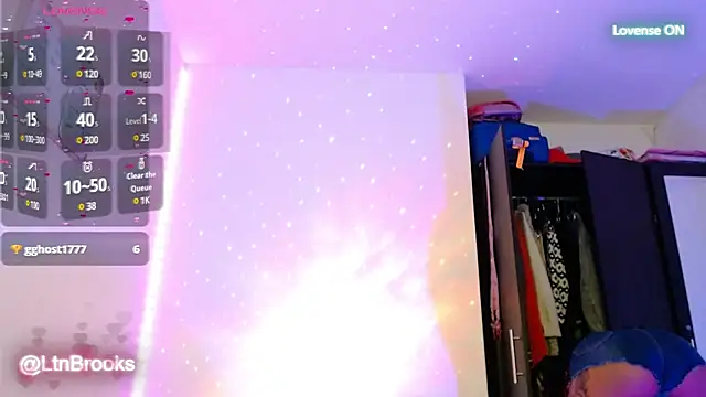 Snapshot of Annaa_Brooks chatting on March 4, 2025, 9:00 pm Annaa Brooks online show from March 4, 2025, 9:00 pm