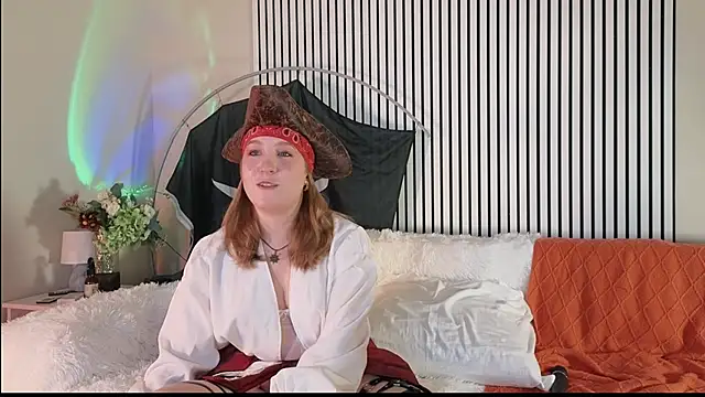 Snapshot of Saint_Vicious chatting on October 24, 2025, 8:19 pm Saint Vicious online show from October 24, 2025, 8:19 pm