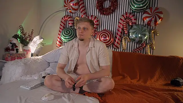 Snapshot of Saint_Vicious chatting on November 29, 2025, 8:09 pm Saint Vicious online show from November 29, 2025, 8:09 pm