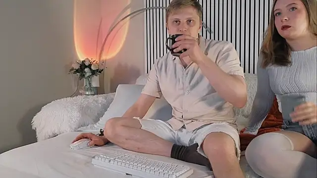 Snapshot of Saint_Vicious chatting on November 8, 2025, 8:12 pm Saint Vicious online show from November 8, 2025, 8:12 pm