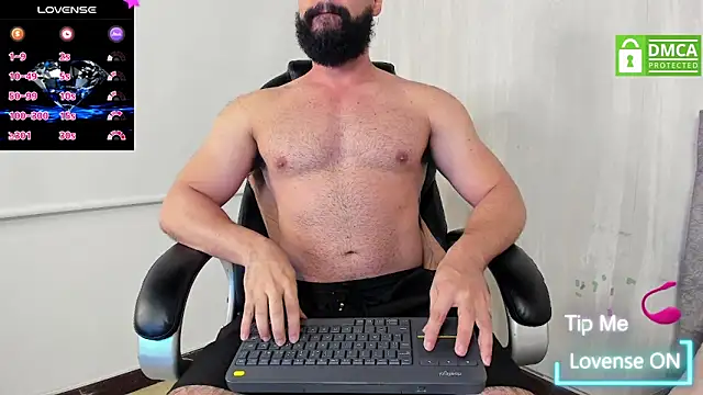 Snapshot of Luke_Diaz7 chatting on February 4, 2026, 12:00 pm Luke Diaz7 online show from February 4, 2026, 12:00 pm