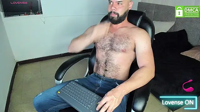 Snapshot of Luke_Diaz7 chatting on October 28, 2025, 5:18 am Luke Diaz7 online show from October 28, 2025, 5:18 am