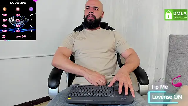 Snapshot of Luke_Diaz7 chatting on February 17, 2026, 3:04 am Luke Diaz7 online show from February 17, 2026, 3:04 am