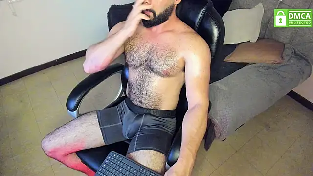 Snapshot of Luke_Diaz7 chatting on November 30, 2025, 8:42 pm Luke Diaz7 online show from November 30, 2025, 8:42 pm