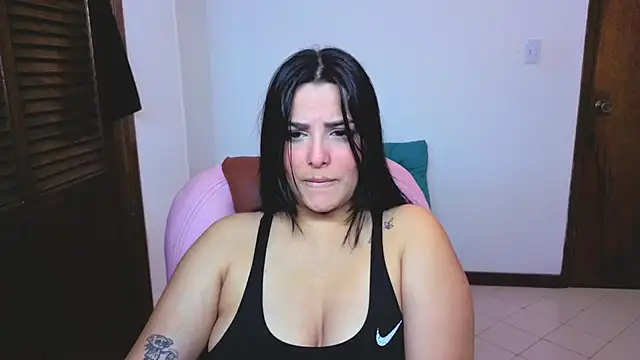 atenea 02 love online show from March 5, 2026, 10:59 pm