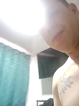 Snapshot of jhon_1988_24 chatting on October 17, 2025, 6:43 pm jhon 1988 24 online show from October 17, 2025, 6:43 pm