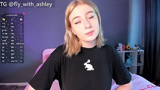 Snapshot of ashley_lovestory chatting on September 9, 2025, 5:50 am ashley lovestory online show from September 9, 2025, 5:50 am