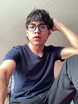 shadowsofgarden online show from March 15, 2025, 6:32 pm