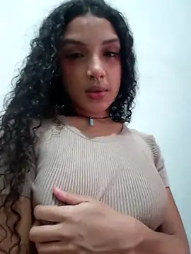 Majo BigTits online show from November 21, 2025, 1:32 pm