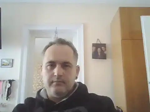 Szolga10 online show from October 25, 2025, 9:41 am