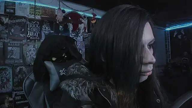 Snapshot of rotten_dreams chatting on November 20, 2025, 10:42 pm rotten dreams online show from November 20, 2025, 10:42 pm