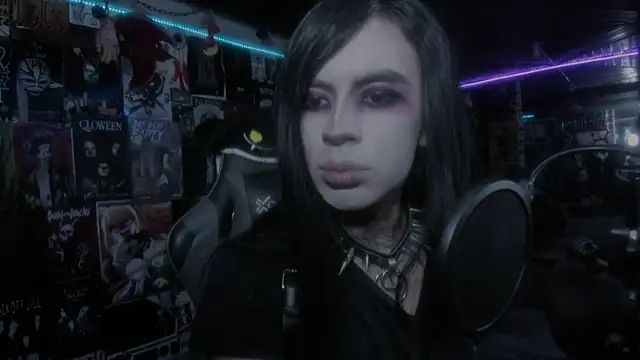 Snapshot of rotten_dreams chatting on February 26, 2025, 11:41 pm rotten dreams online show from February 26, 2025, 11:41 pm