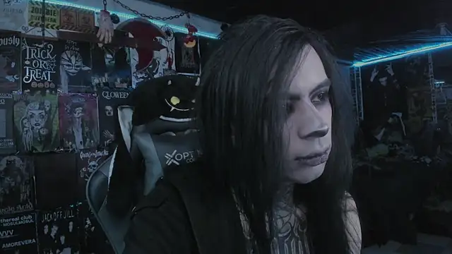 Snapshot of rotten_dreams chatting on November 26, 2025, 11:49 pm rotten dreams online show from November 26, 2025, 11:49 pm