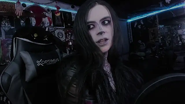 Snapshot of rotten_dreams chatting on October 2, 2025, 10:57 pm rotten dreams online show from October 2, 2025, 10:57 pm