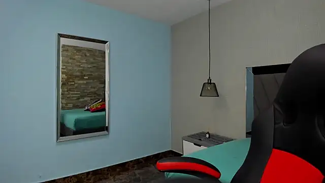 MELINAMARTINS online show from December 20, 2025, 7:39 pm