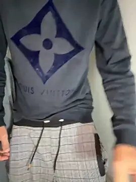 Hamza-Maroki online show from December 14, 2025, 2:33 pm