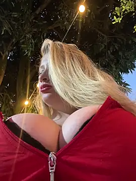 aurora coldd online show from November 14, 2025, 10:57 pm