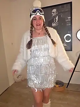 justtess online show from February 15, 2026, 7:13 pm