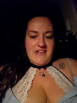 Snapshot of justtess chatting on September 21, 2025, 6:13 pm justtess online show from September 21, 2025, 6:13 pm