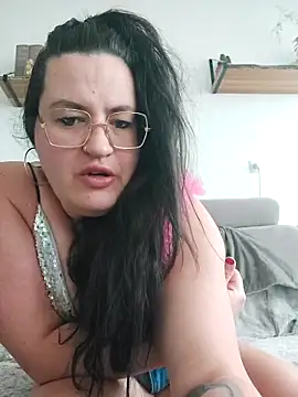 Snapshot of justtess chatting on March 11, 2025, 10:40 am justtess online show from March 11, 2025, 10:40 am