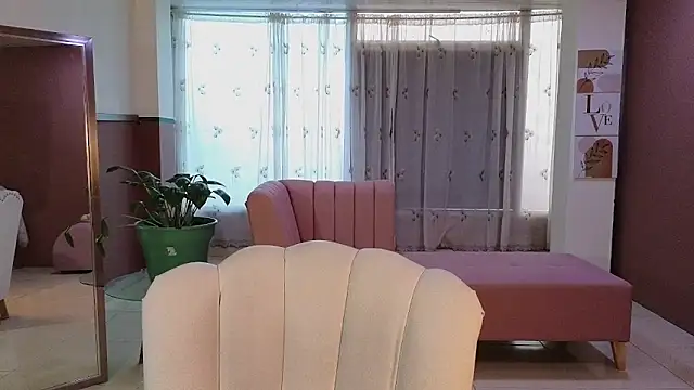 sweet ahinara online show from December 4, 2025, 7:13 pm