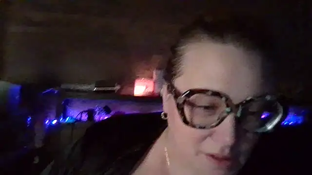 Jezebel888 online show from March 14, 2025, 11:23 am