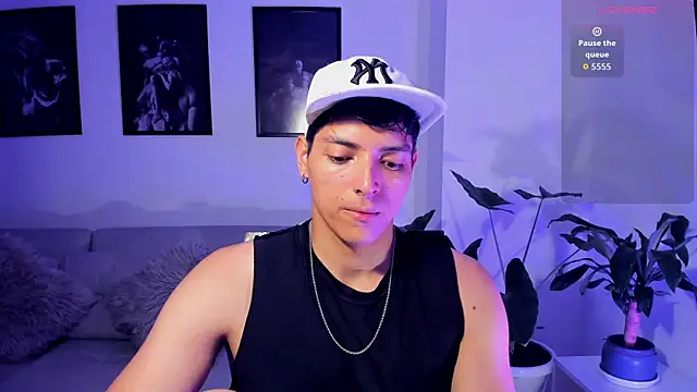  JacobMiller   online show from April 16, 2026, 4:13 am